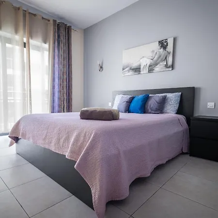 Deluxe 2 Bedroom Apartamento *